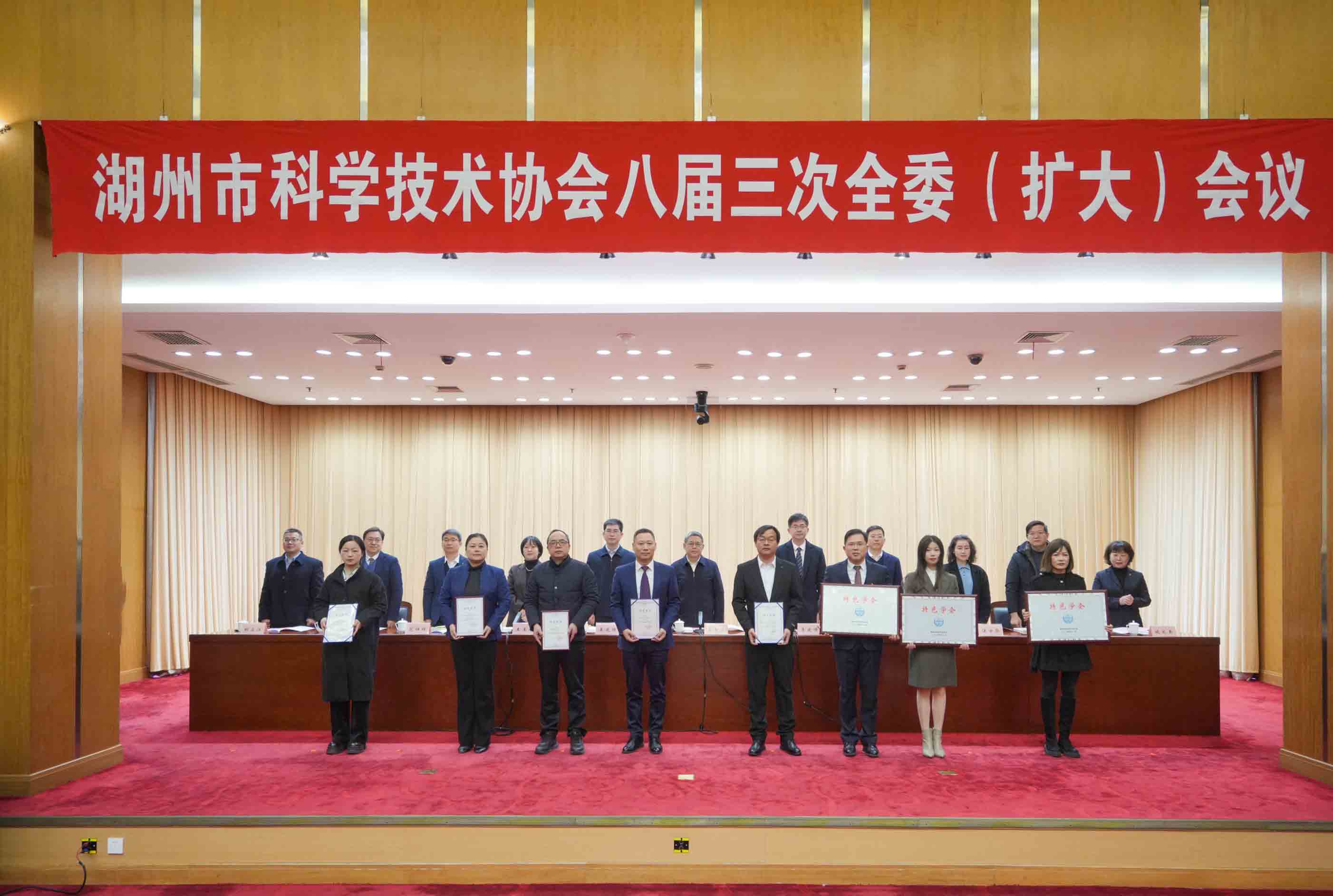 1751528224268.jpg 1751528224268.jpg